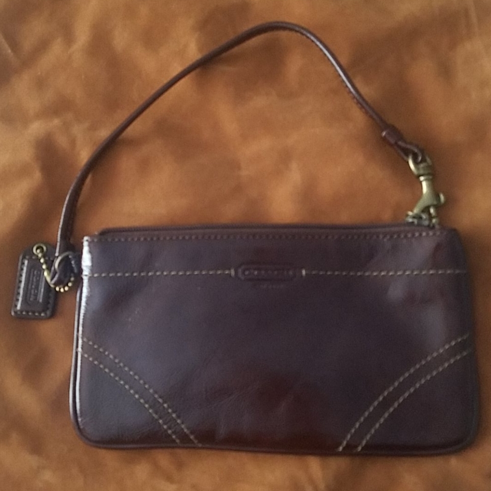 wristlet